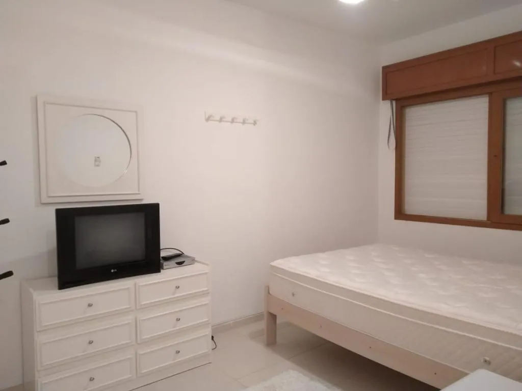 Imagem Apartamento 3Dormitórios dependência - Bairro Zona Nova