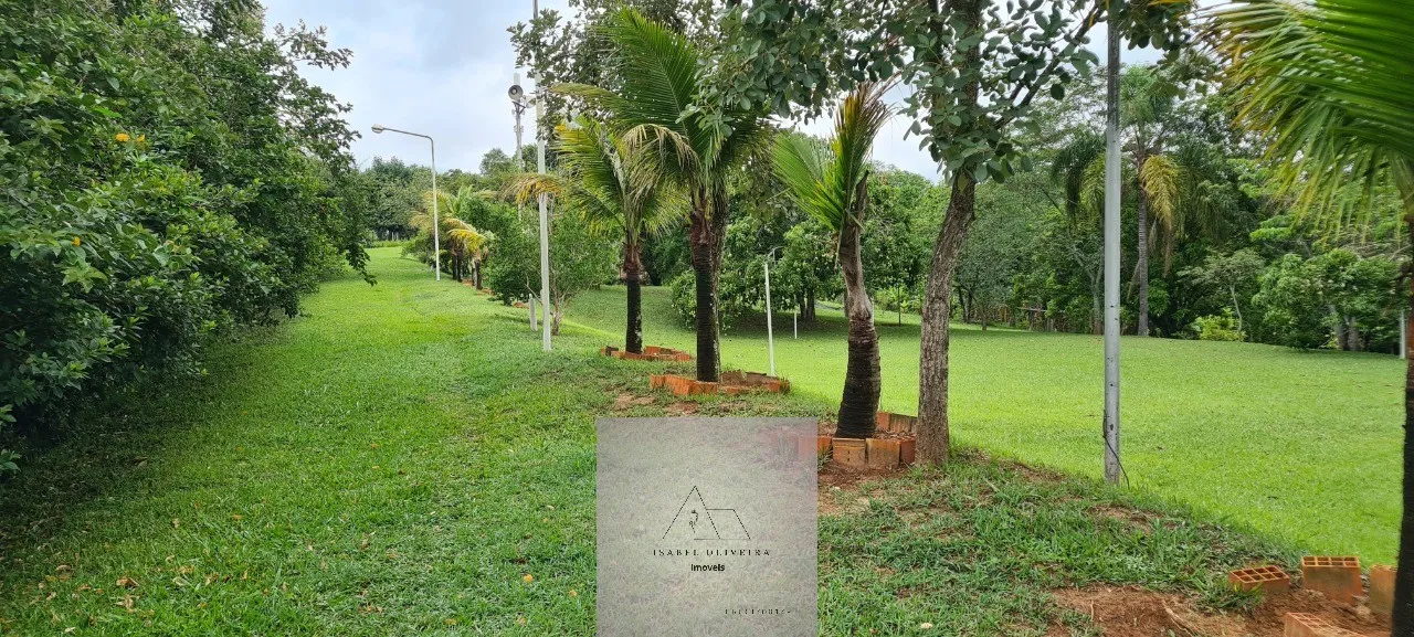 Imagem Imperdível! Chácara à venda em Porto Feliz-SP, Avecuia: 3 quartos, 1 suíte, 2 salas, 300m² de área. Venha conferir!