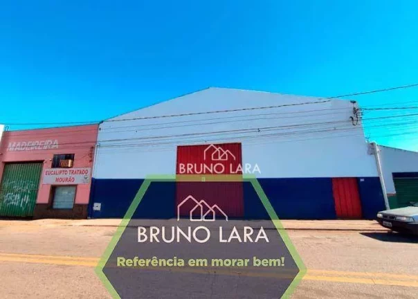 Imagem Galpão disponível para locação no Centro - Igarapé/MG.