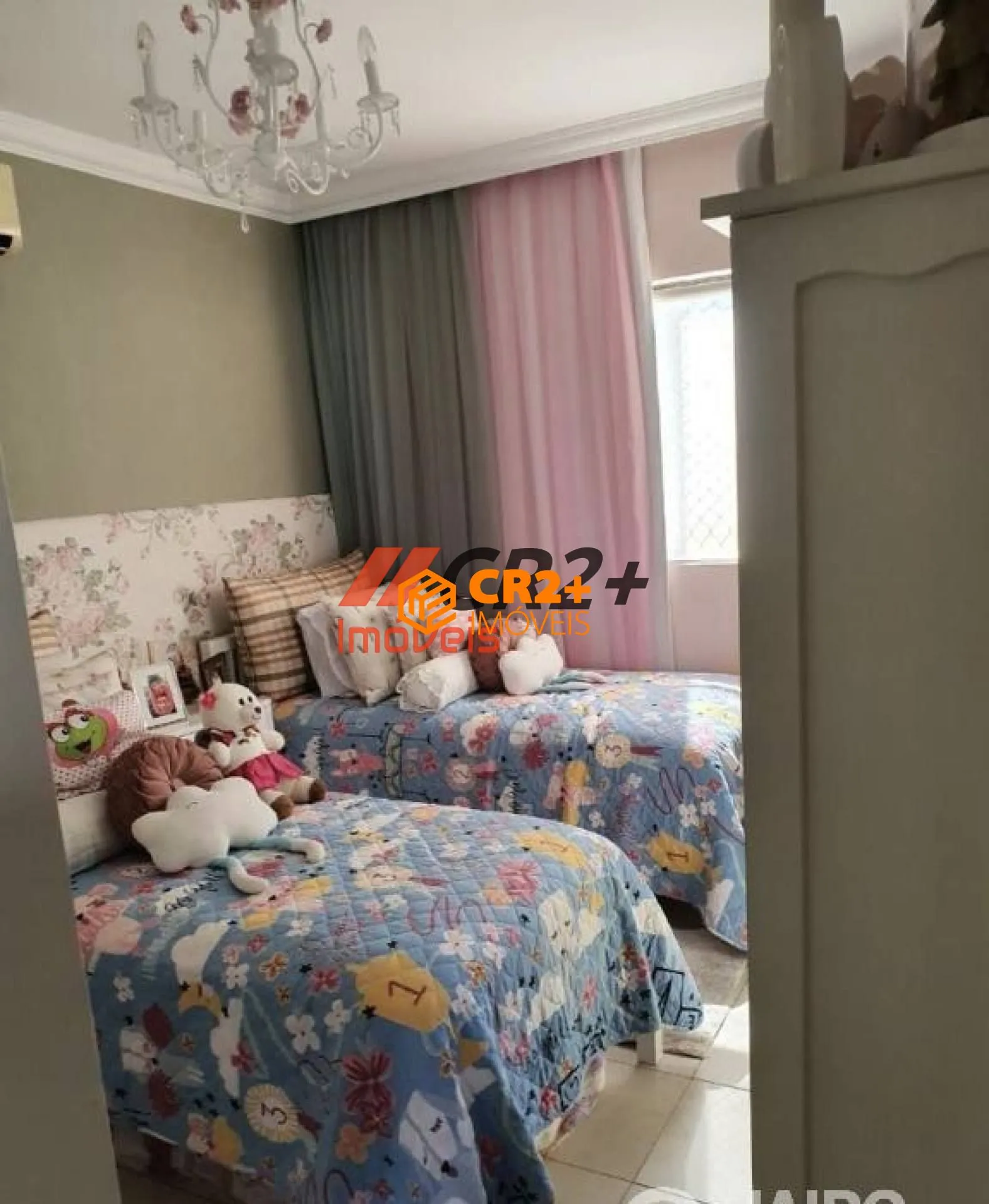 Imagem Cobertura a Venda, 347m² com 3 quartos, 3 suítes no bairro Madalena em Recife