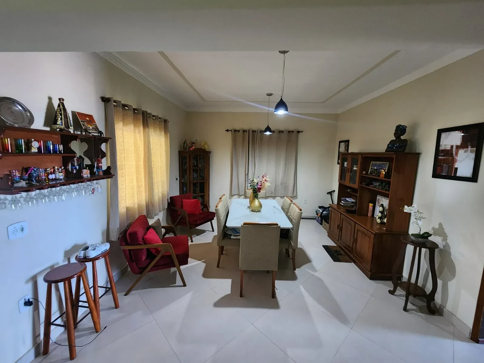 Imagem Casa com 5 Quartos à Venda, 371 metros em Hospício - Araruama