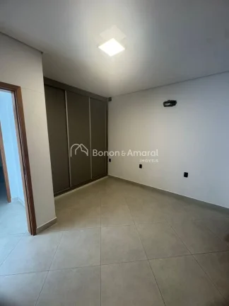 Imagem Conforto, sofisticação e excelente localização.

Esta linda casa conta com 110m² de construçã...