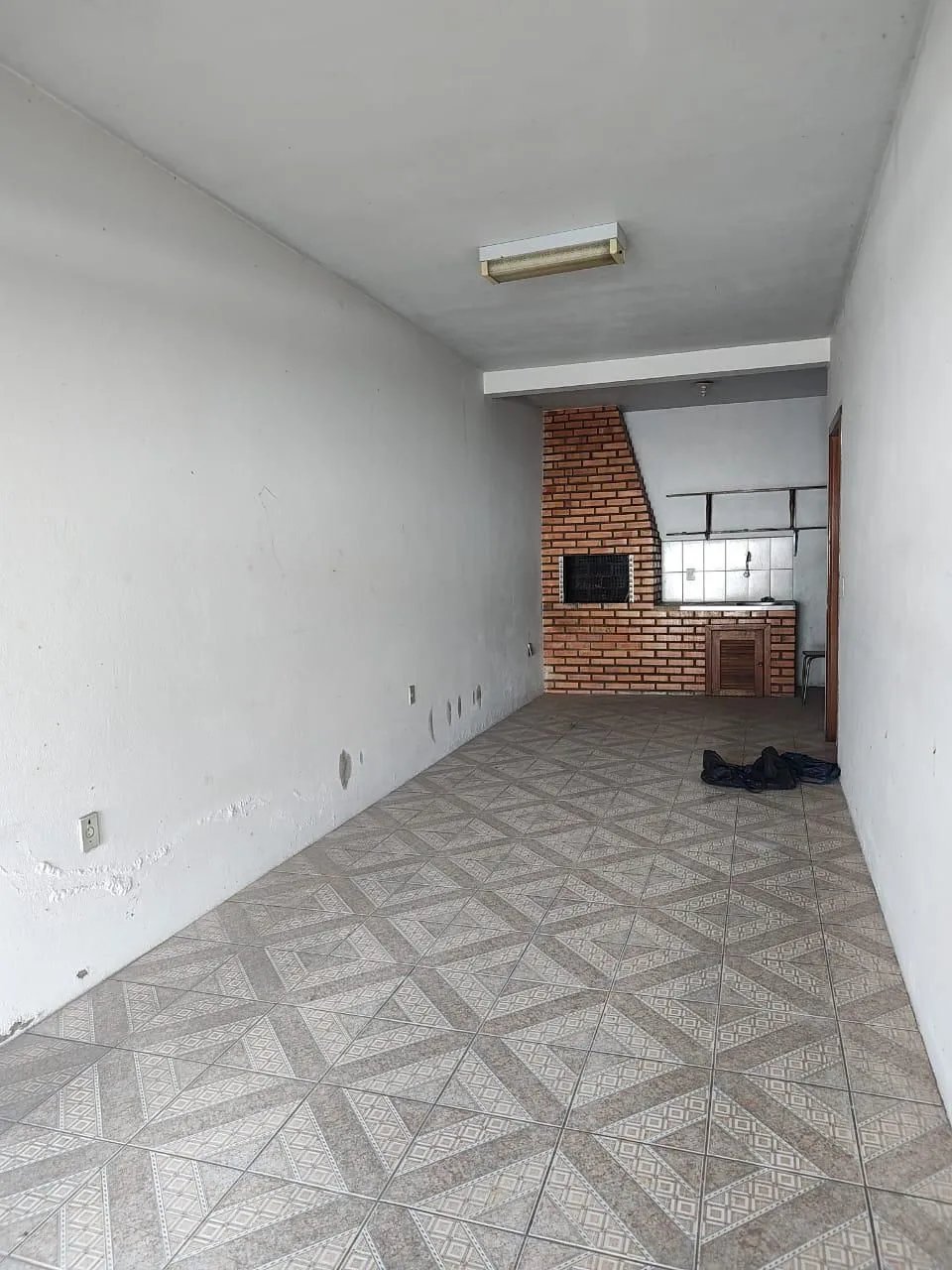 Imagem Casa com 3 dormitórios á venda em Porto Alegre