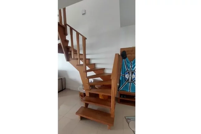 Imagem Casa em Condomínio para venda no bairro Agronomia em Porto Alegre