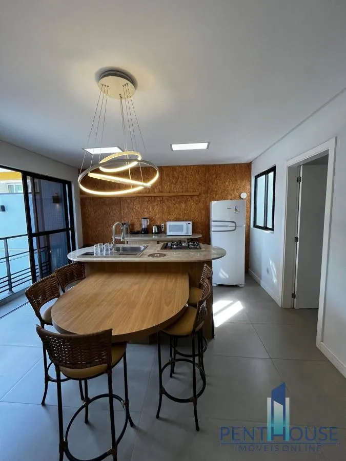 Foto do imóvel Apartamento Zona Central para Venda em Balneário Camboriú, Praia dos Amores, 3 dormitórios, 1 suíte, 2 banheiros, 2 vagas em Rua José de Alencar, 154 - Praia dos Amores, Balneário Camboriú - SC
