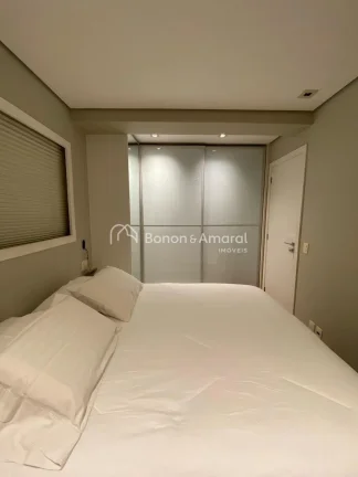Imagem Este apartamento está localizado em uma das regiões mais valorizadas de Campinas, na Rua Hermantin...