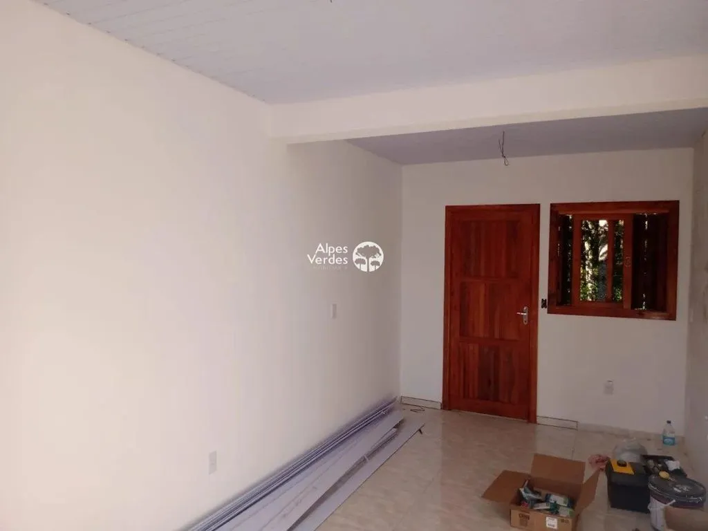 Imagem Vende-se Casa no São Lucas 10 minutos da Catedral de Pedra - Canela-RS