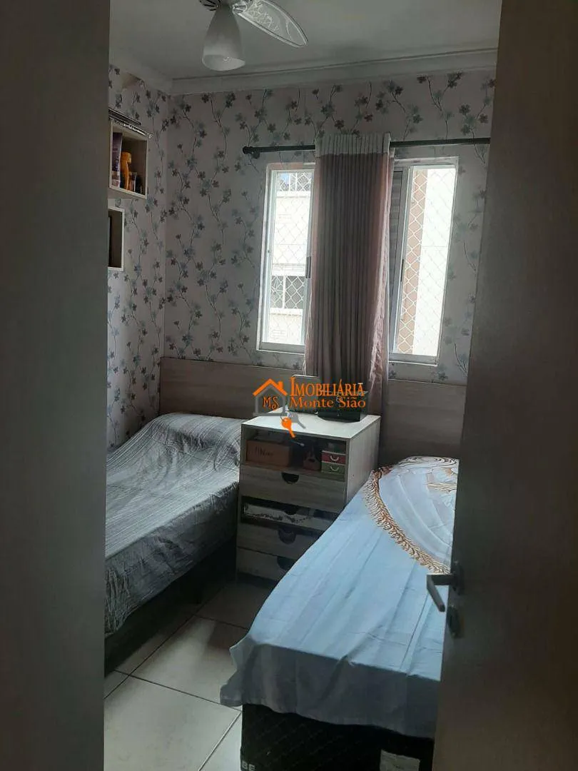 Imagem Apartamento com 3 dormitórios à venda, 56 m² por R$ 315.000,00 - Vila São Carlos - Itaquaquecetuba/SP