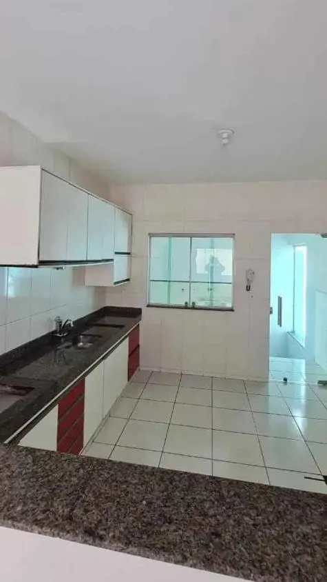 Imagem Vendo uma ótima casa na cidade de Passatempo/MG ( valor 650.000,00 )