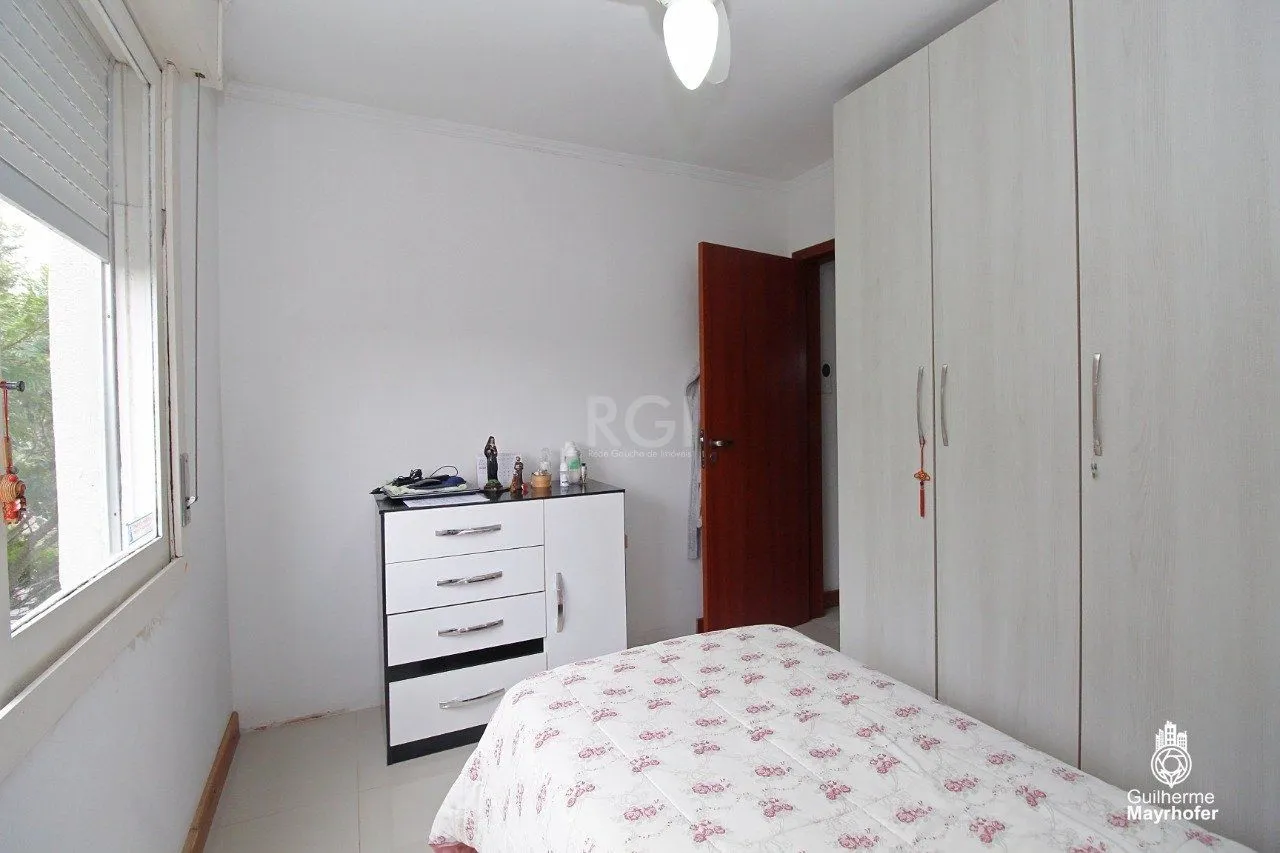 Imagem Apartamento de dois quartos e uma vaga de garagem no bairro Tristeza em Porto Alegre