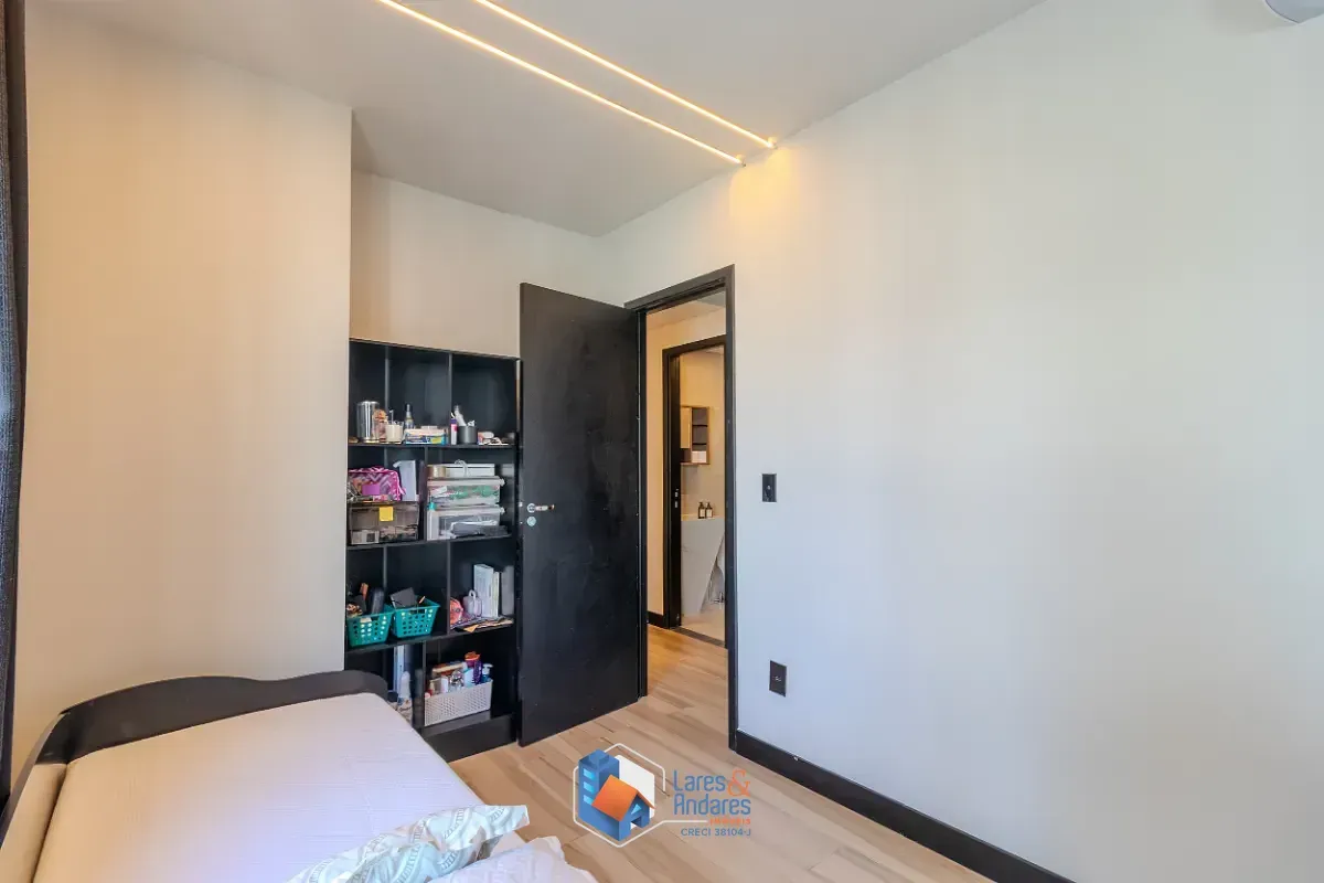 Imagem Apartamento para venda em Moema com 2 quartos, sendo 1 suíte, 72m²