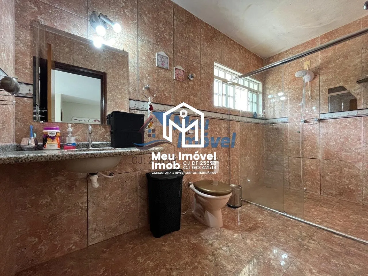 Imagem Casa 4 Quartos 2 Suítes 7 Vagas 380m² Escritura Taguatinga
