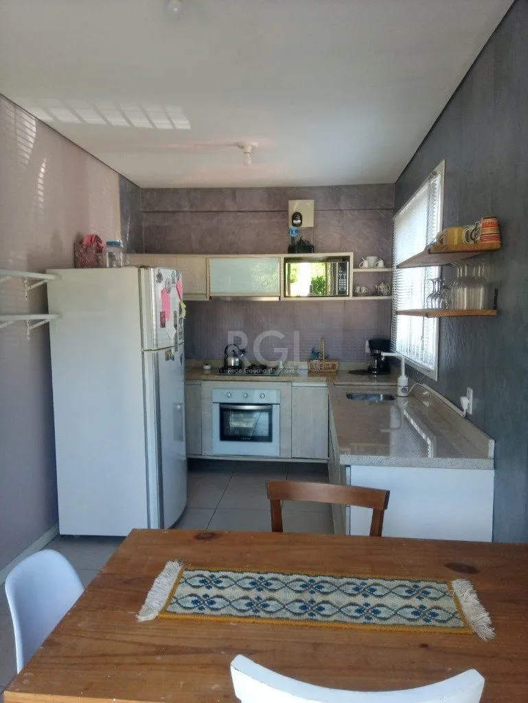 Imagem Casa para Venda - 69.98m², 2 dormitórios, 4 vagas - Jardim Dos Lagos