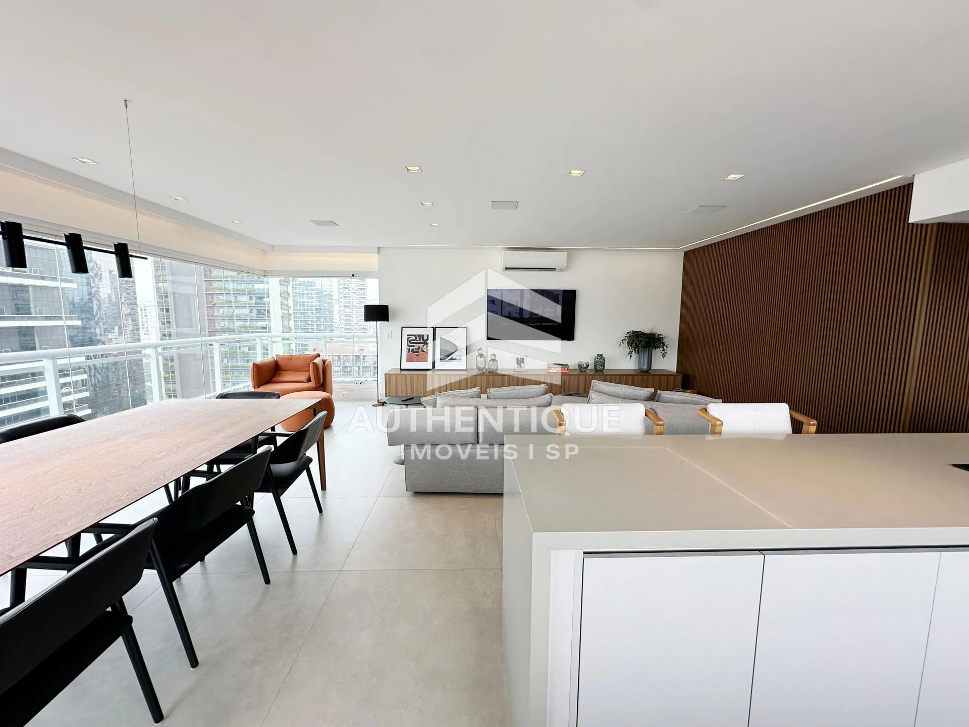 Imagem TIREE ITAIM BIBI - Apartamento no bairro Itaim Bibi à venda