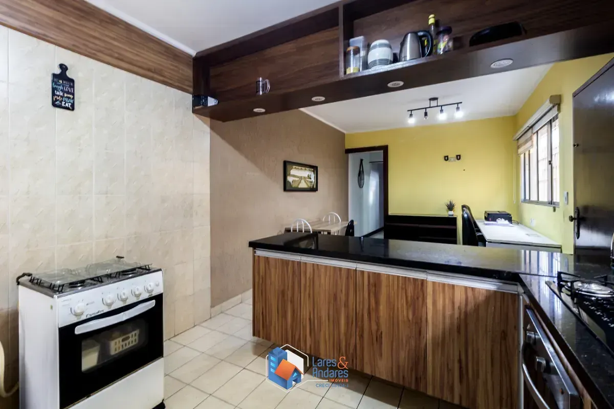 Imagem Sobrado para venda em Jardim Marisa com 3 quartos, sendo 1 suíte, 174m²