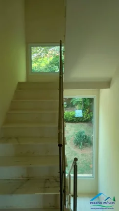 Imagem Elegante Casa em Condomínio em Santo Antônio Pinhal!