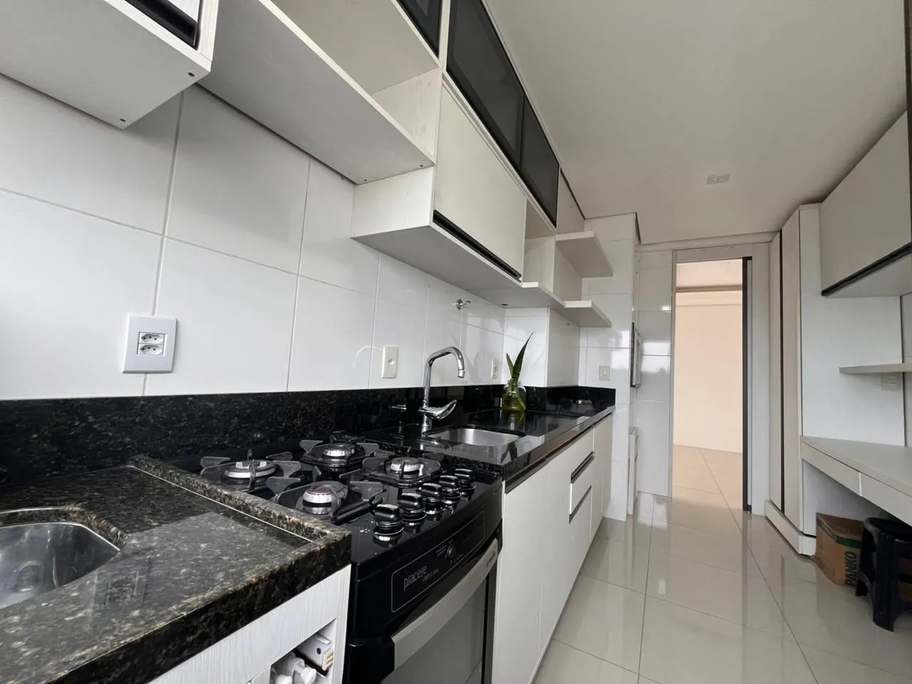 Imagem Excelente apartamento de 2 dormitórios com vaga dupla e depósito