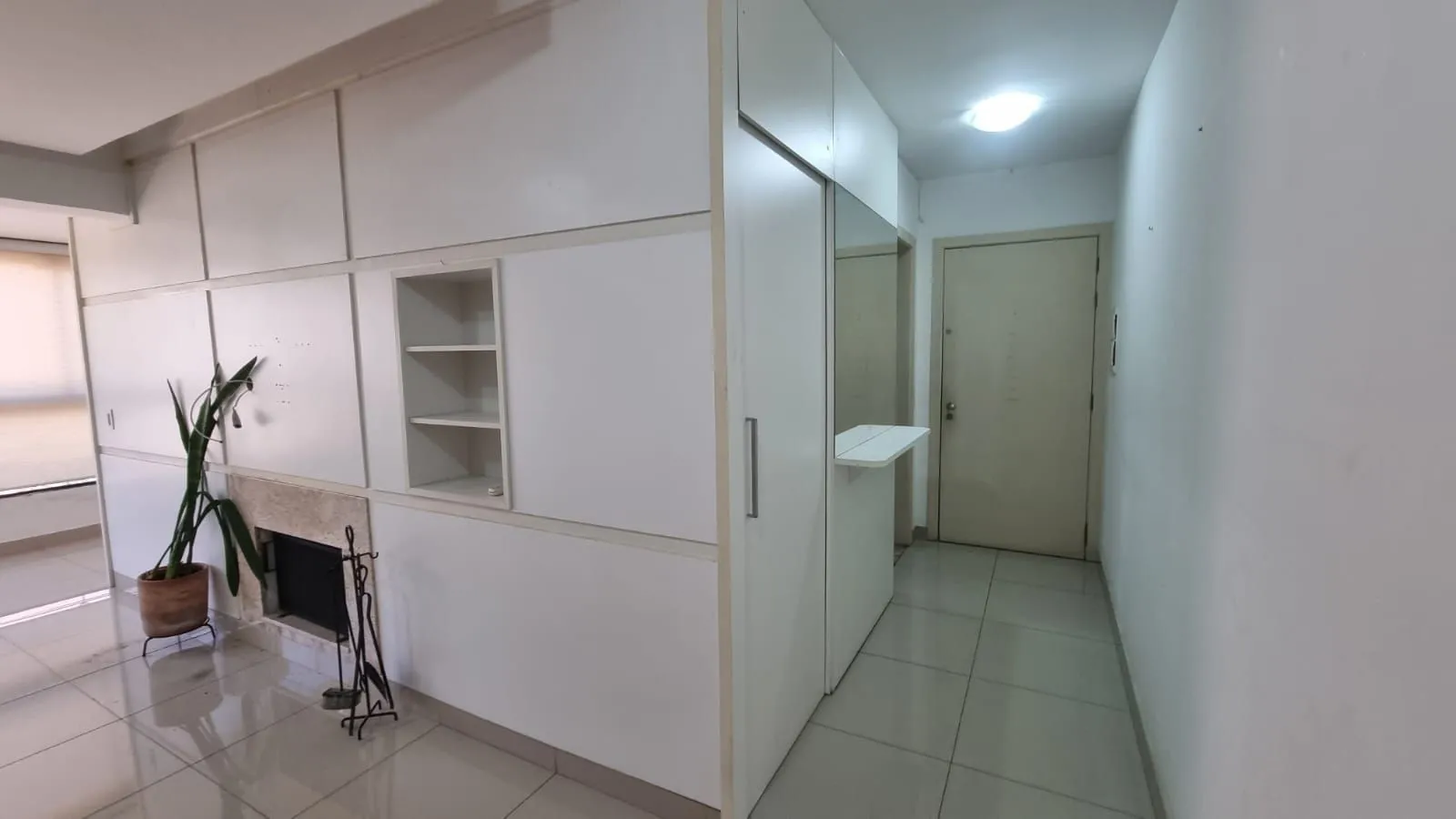 Imagem Apartamento 03 dormitórios 110mq e duas vagas, semi mobiliado, no Bairro Auxiliadora para locação.