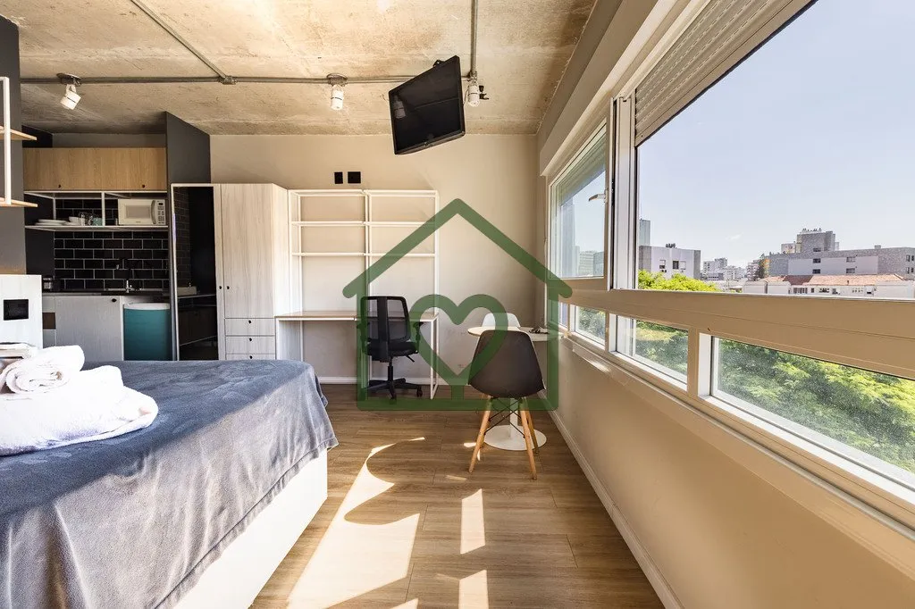 Imagem Studio premium 100% mobiliado com vaga. Localização com máxima demanda em Porto Alegre. Novos. Ro...