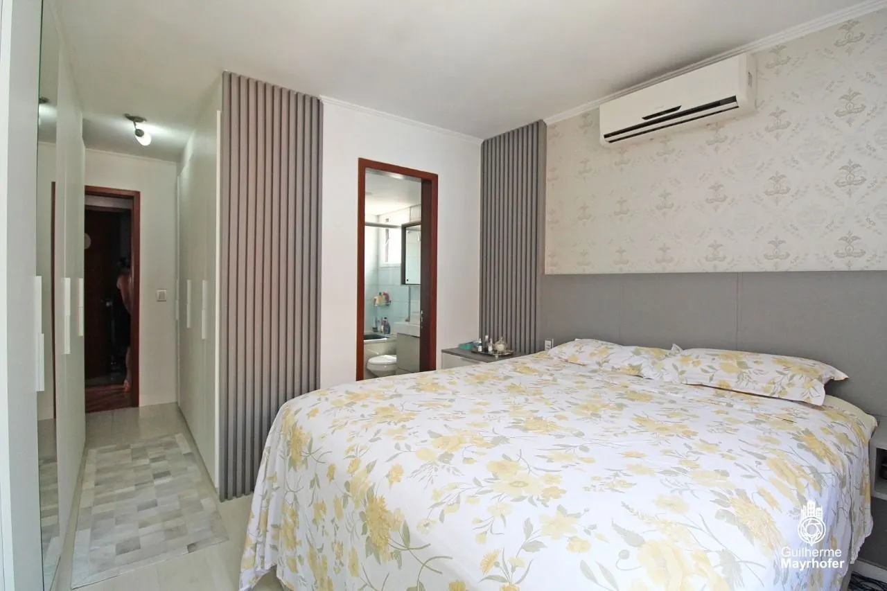 Imagem Cobertura para Venda - 217.04m², 3 dormitórios, 1 suites, 2 vagas - Tristeza