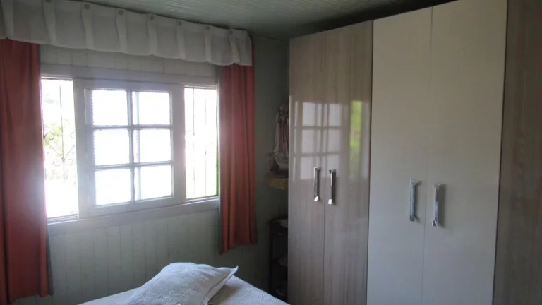 Imagem Casa para Venda em Concórdia, Imperial, 7 dormitórios, 3 banheiros