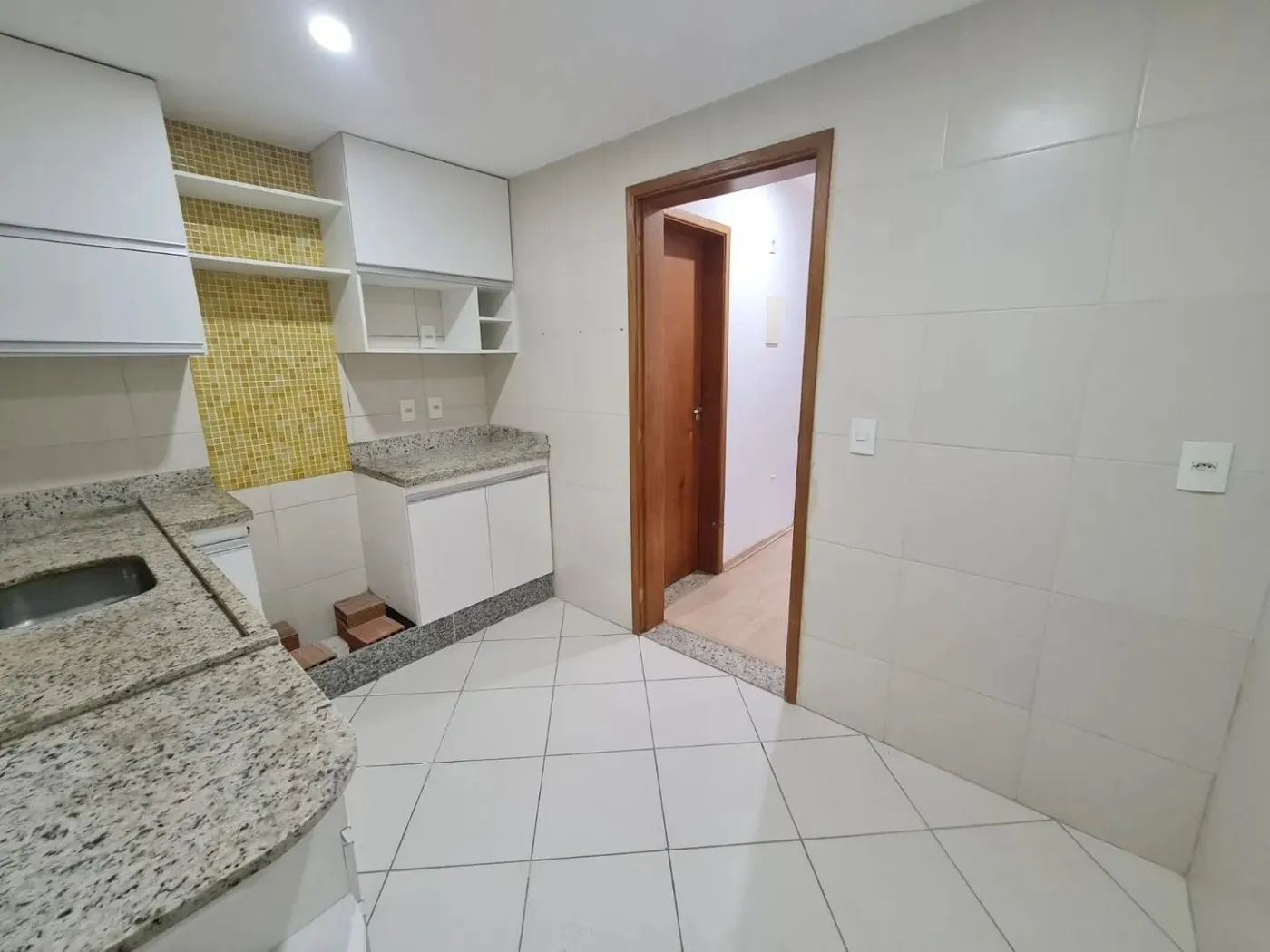 Imagem Casa em Condomínio para Venda em Rio de Janeiro, Taquara, 4 dormitórios, 2 suítes, 3 banheiros, 2 vagas