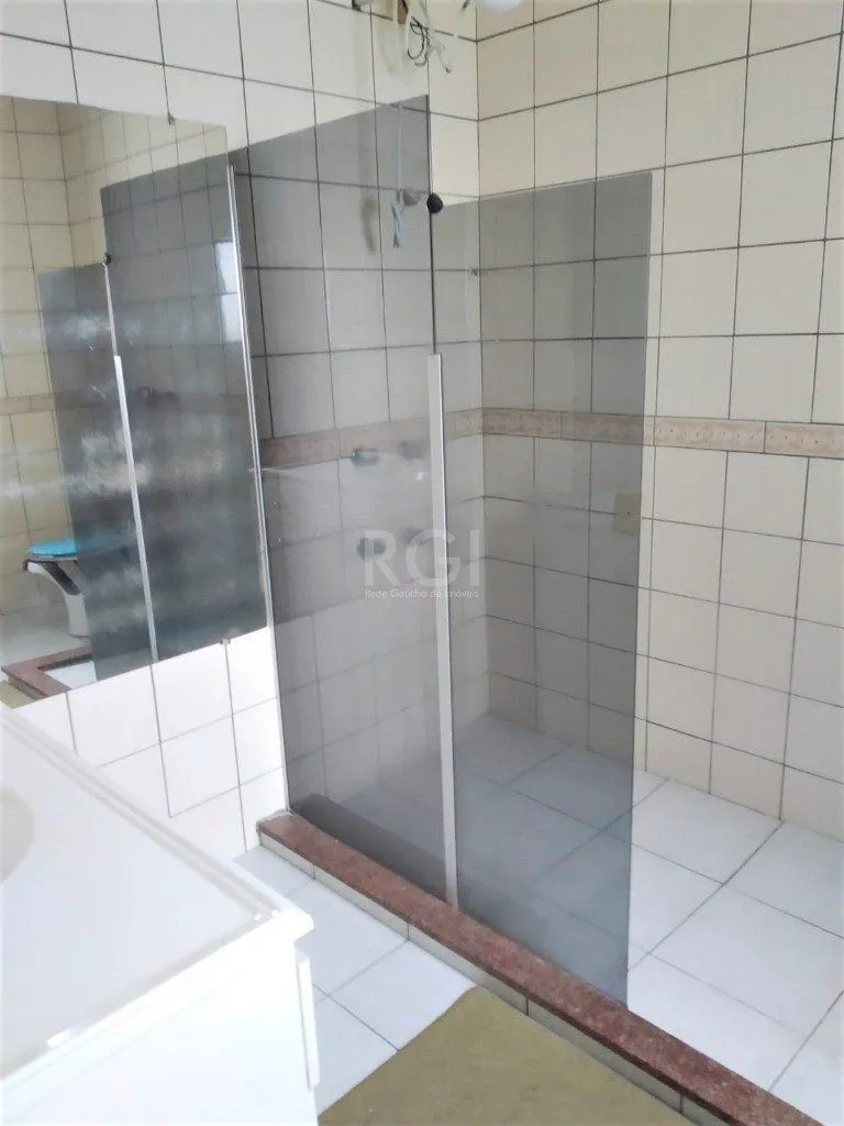 Imagem Casa para Venda - 190m², 3 dormitórios, sendo 1 suites, 1 vaga - Tristeza