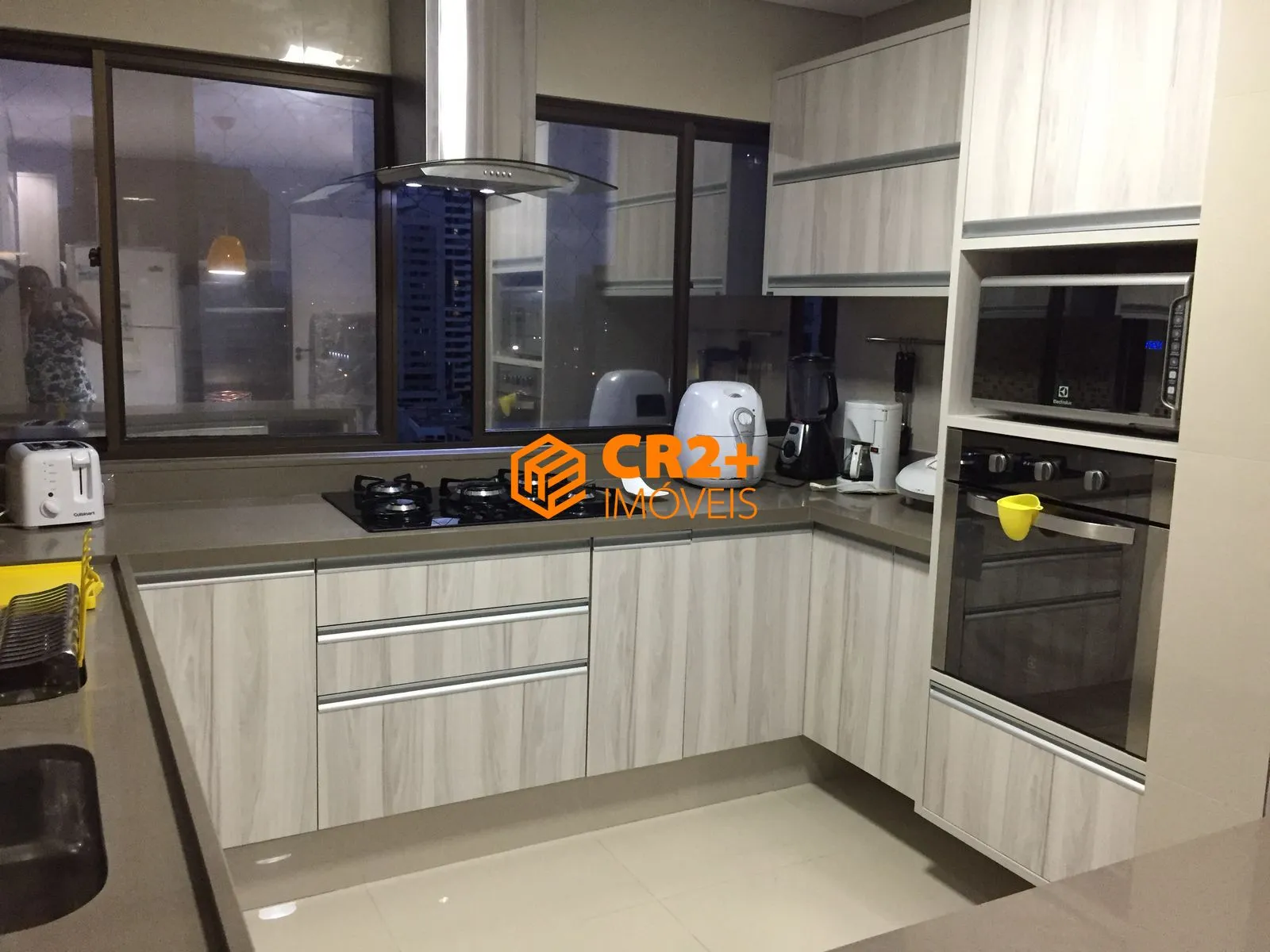 Imagem Vendo Cobertura 4 quartos, 4 suítes, 295m² , 03 vagas de garagem em Boa Viagem.