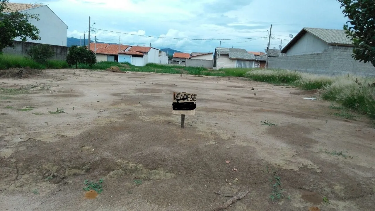 Foto do imóvel Terreno à venda 200M², Água Preta, Pindamonhangaba - SP