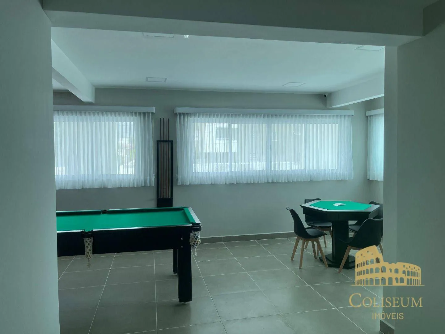 Imagem Apartamento com 2 dormitórios à venda, 75 m² por R$ 425.000,00 - Vila Dinópolis - Mongaguá/SP