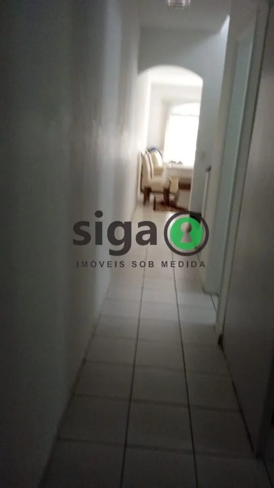 Imagem Casa com 200m², 5 Dormitórios e 3 Vagas para Quem Valoriza Espaço e Conforto.