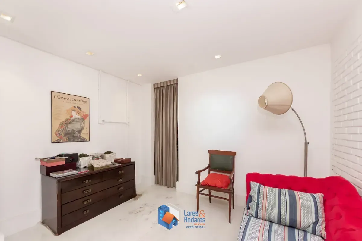 Imagem Cobertura para venda em Cerqueira César com 2 quartos, sendo 2 suítes, 110m²
