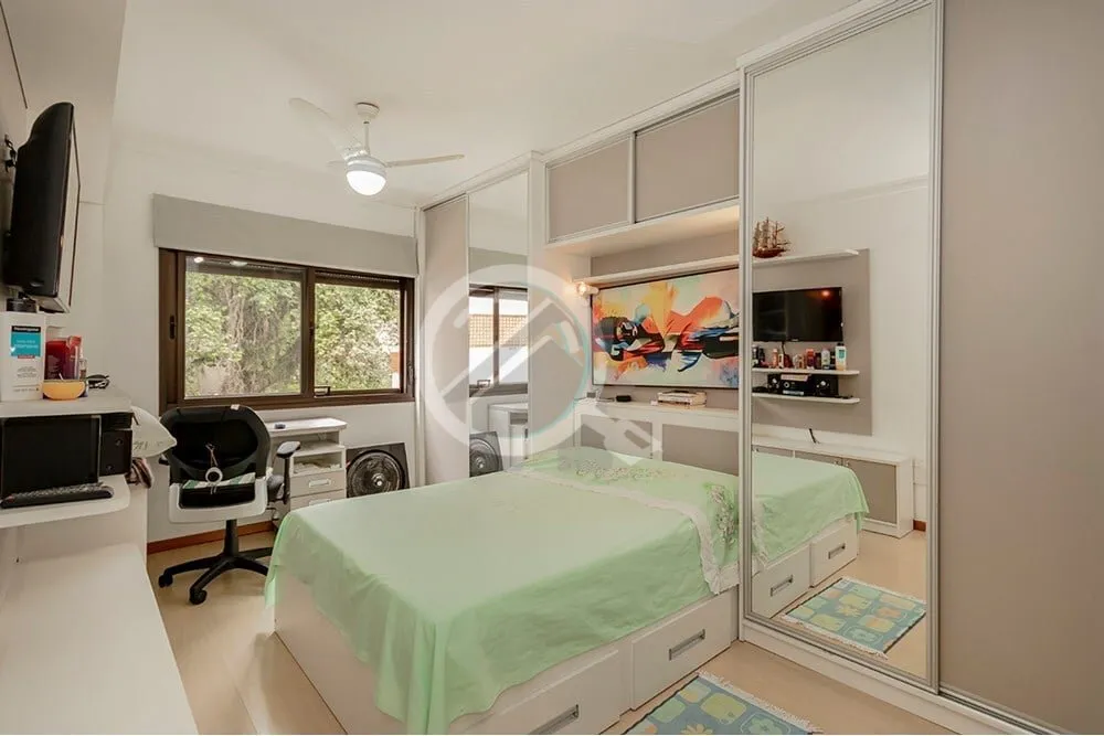 Imagem Apto à venda no bairro Petrópolis em Porto Alegre, Oportunidade Imperdível! Charmoso apartamento ...