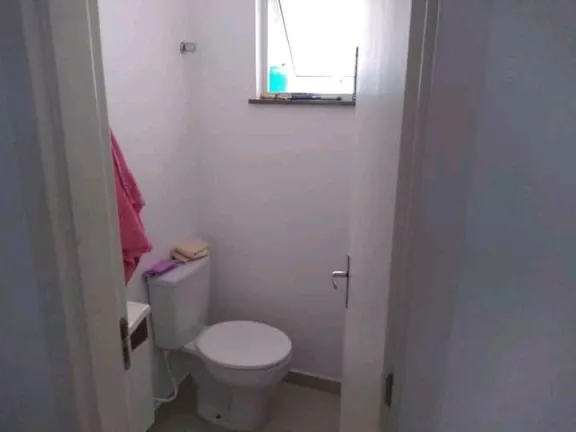 Imagem Casa de Condomínio com 2 Quartos à Venda, 78 m² em Araras - Teresópolis