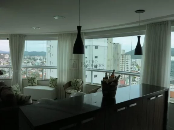 Imagem Lindo apartamento mobiliado e decorado no centro de Balneário Camboriú