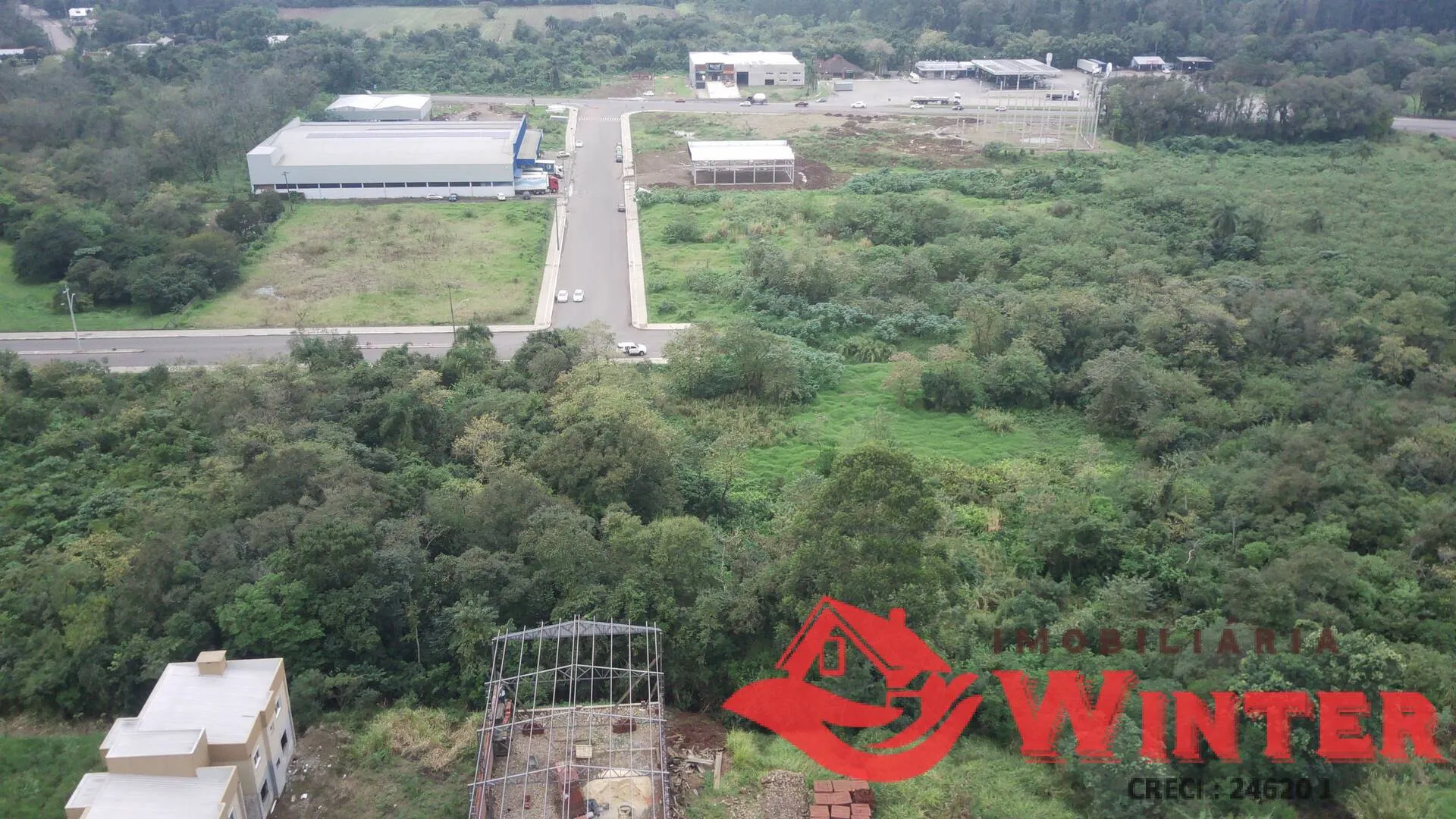 Imagem Área de terras com 20.000m2 no Vale Real