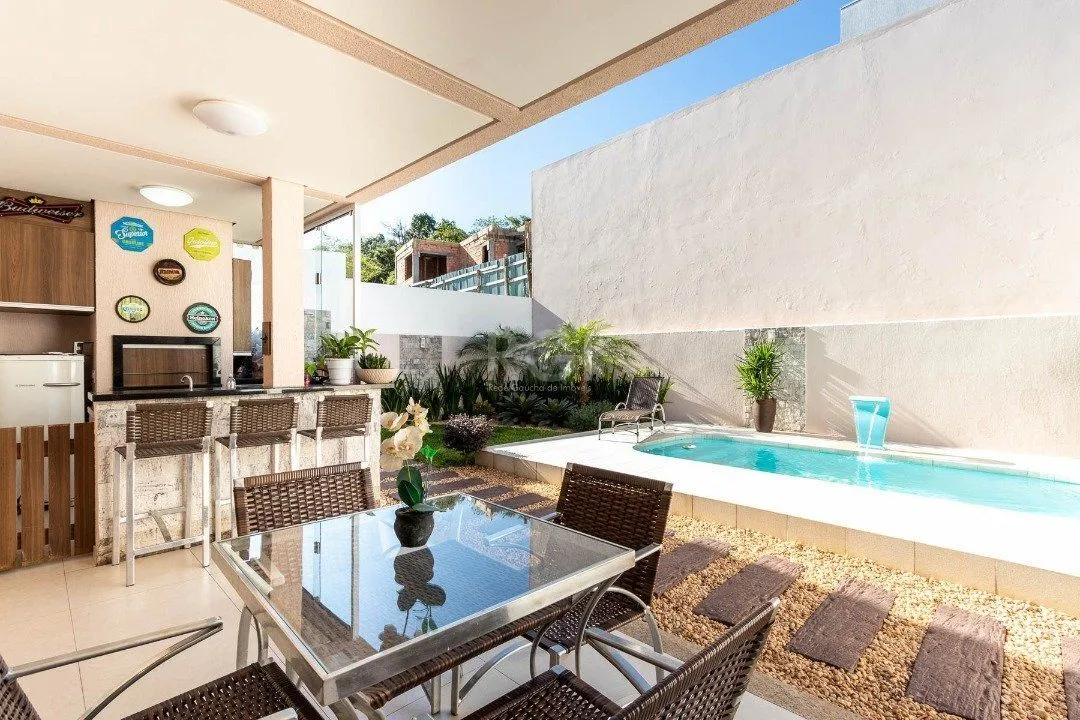 Imagem Casa Condominio para Venda - 203.02m², 3 dormitórios, sendo 3 suites, 4 vagas - Hípica
