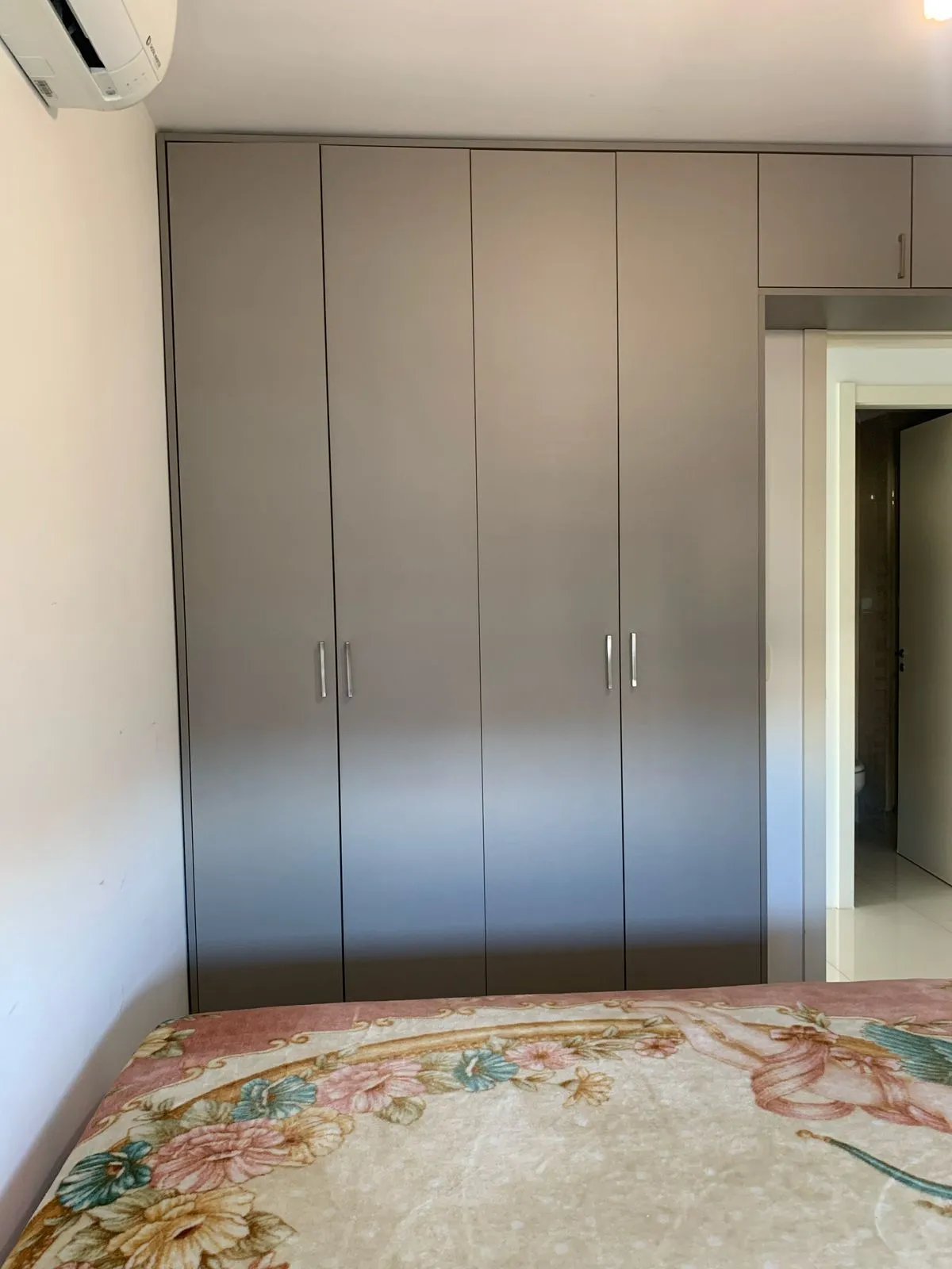 Imagem Apartamento com 2 quartos à venda na Rua Guilherme Alves, 617, Partenon
