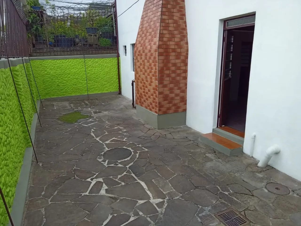 Imagem Casa com 3 dormitórios , 2 vagas de garagem fechada !