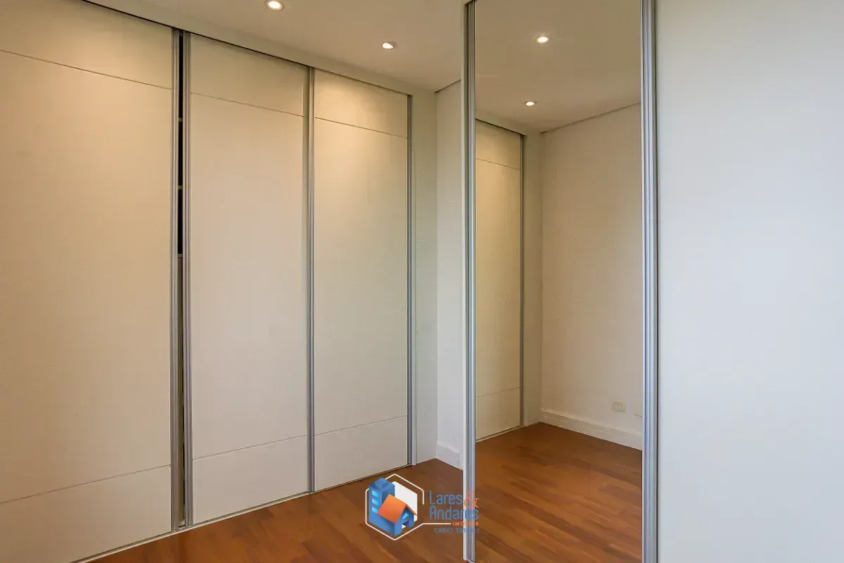 Imagem Cobertura para venda em Vila Suzana com 3 quartos, sendo 3 suítes, 283m²