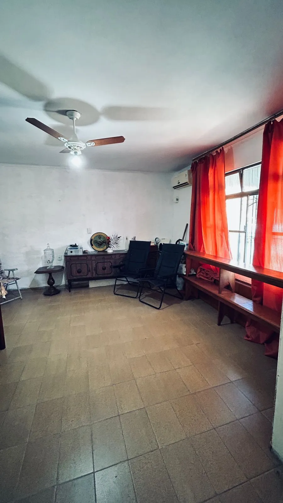 Imagem Casa com 2 dormitórios e edícula nos fundos no Bairro Nonoai