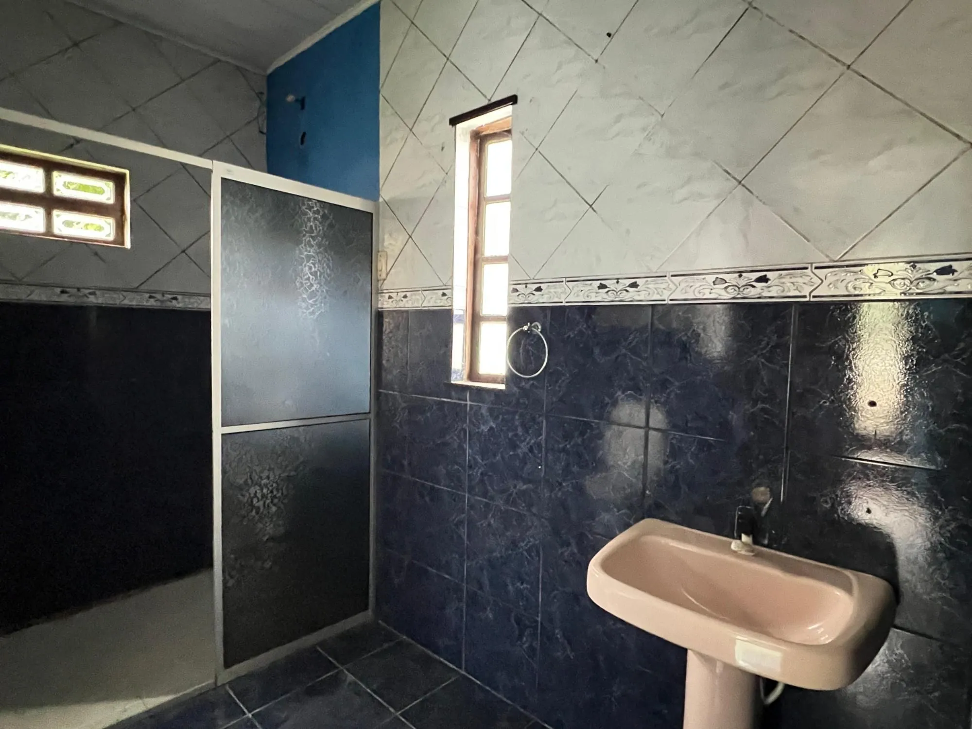 Imagem Chácara a venda com casa de 170 m2, terreno com 968 m2 em Nova Santa Rita