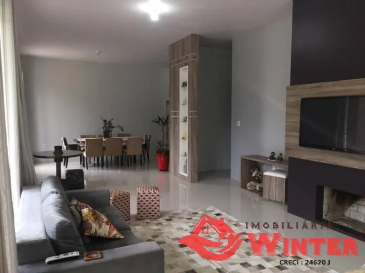 Imagem Linda casa de 282,00m² em amplo terreno no bairro Vila Rica, Feliz.