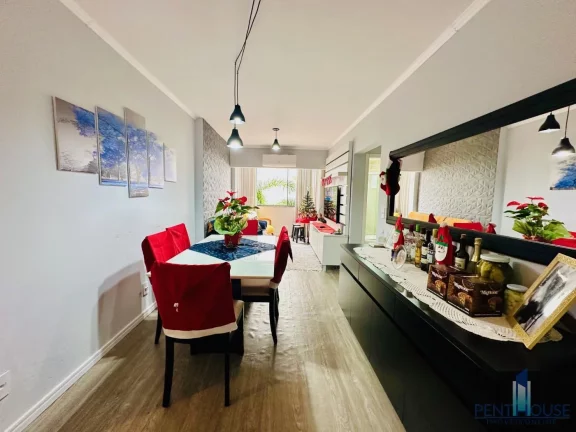 Imagem Apartamento com Terraço para Venda em Balneário Camboriú, CENTRO, 2 dormitórios, 1 banheiro, 1 vaga