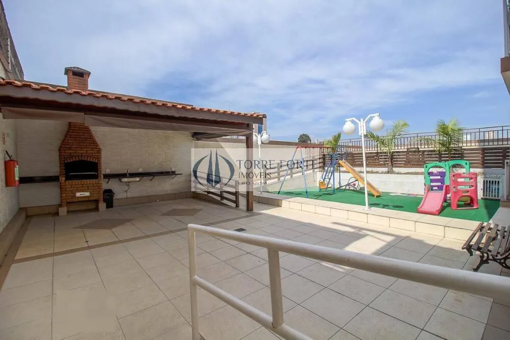 Imagem Apartamento com 2 dormitorios , varanda e 1 vaga em Itaquera .