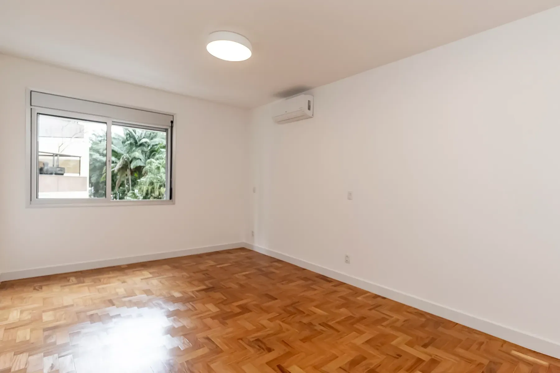 Foto do imóvel Apartamento com 3 Quartos à Venda, 154 m² em Itaim Bibi, São Paulo - SP