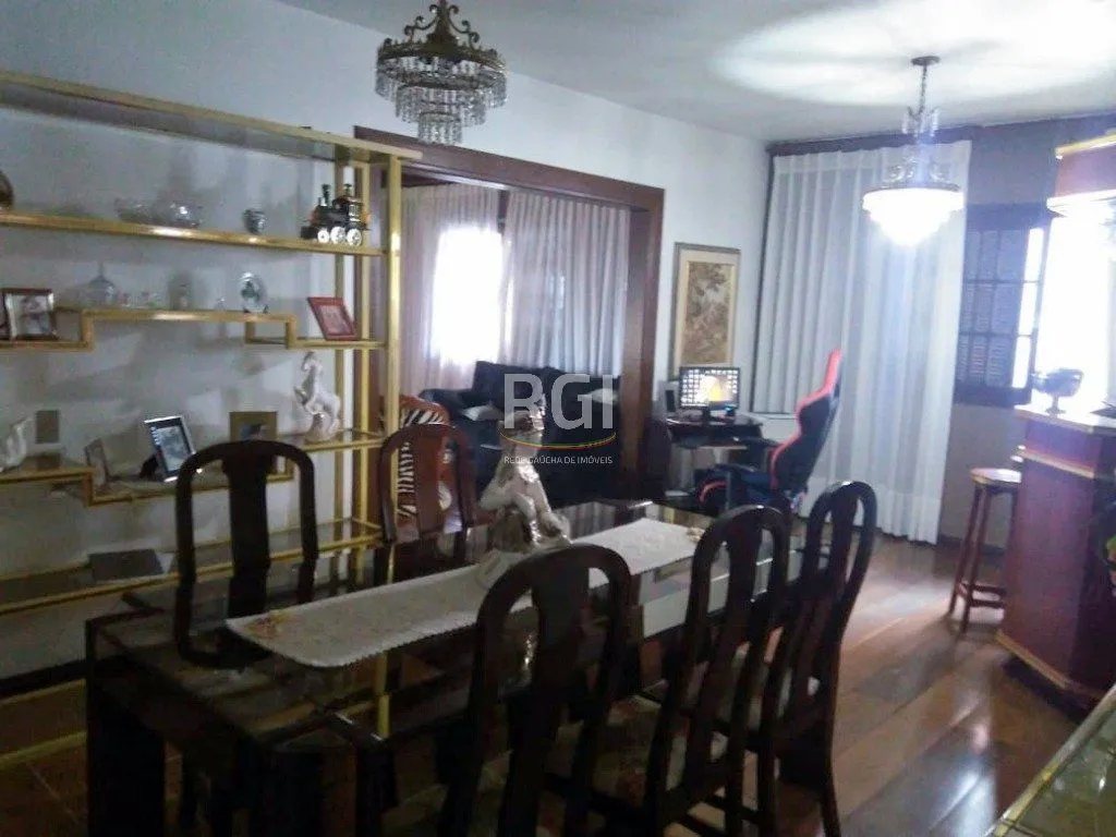 Imagem Casa para Venda - 324.6m², 3 dormitórios, sendo 1 suites, 3 vagas - Vila Conceição