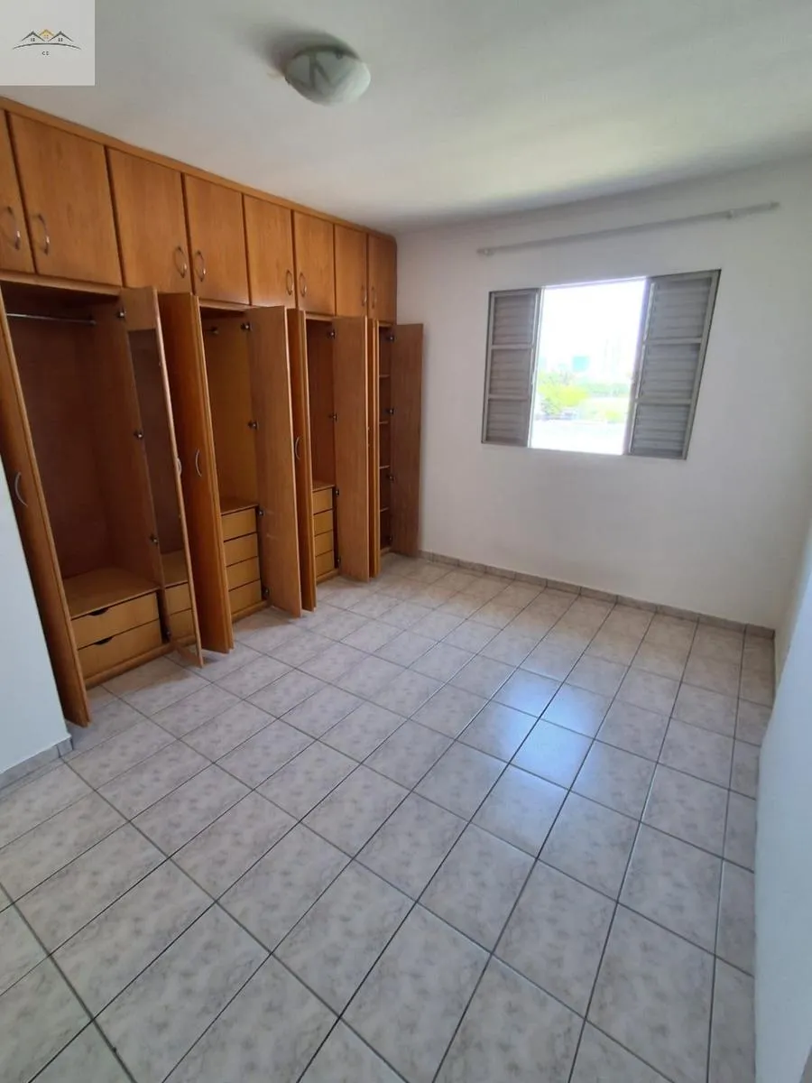 Imagem Sobrado em condomínio à venda na Vila Palmares, Santo André 2 dorm. 1 vg.