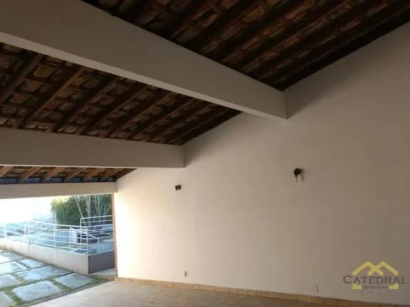 Imagem CASA, 322 M² - VENDA POR R$ 1.300.000,00 OU ALUGUEL POR R$ 7.300,00/MÊS - CENTRO - JUNDIAÍ/SP