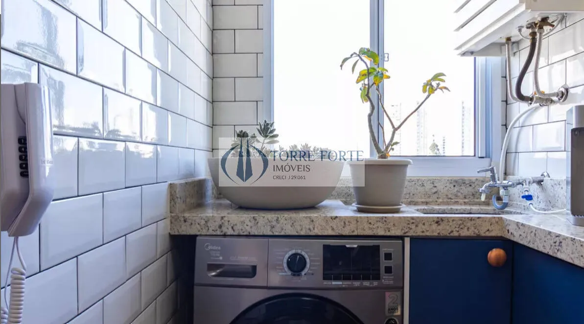 Imagem Lindo apartamento com 40 m², 2 dormitórios, 1 banheiro, 1 vaga de garagem